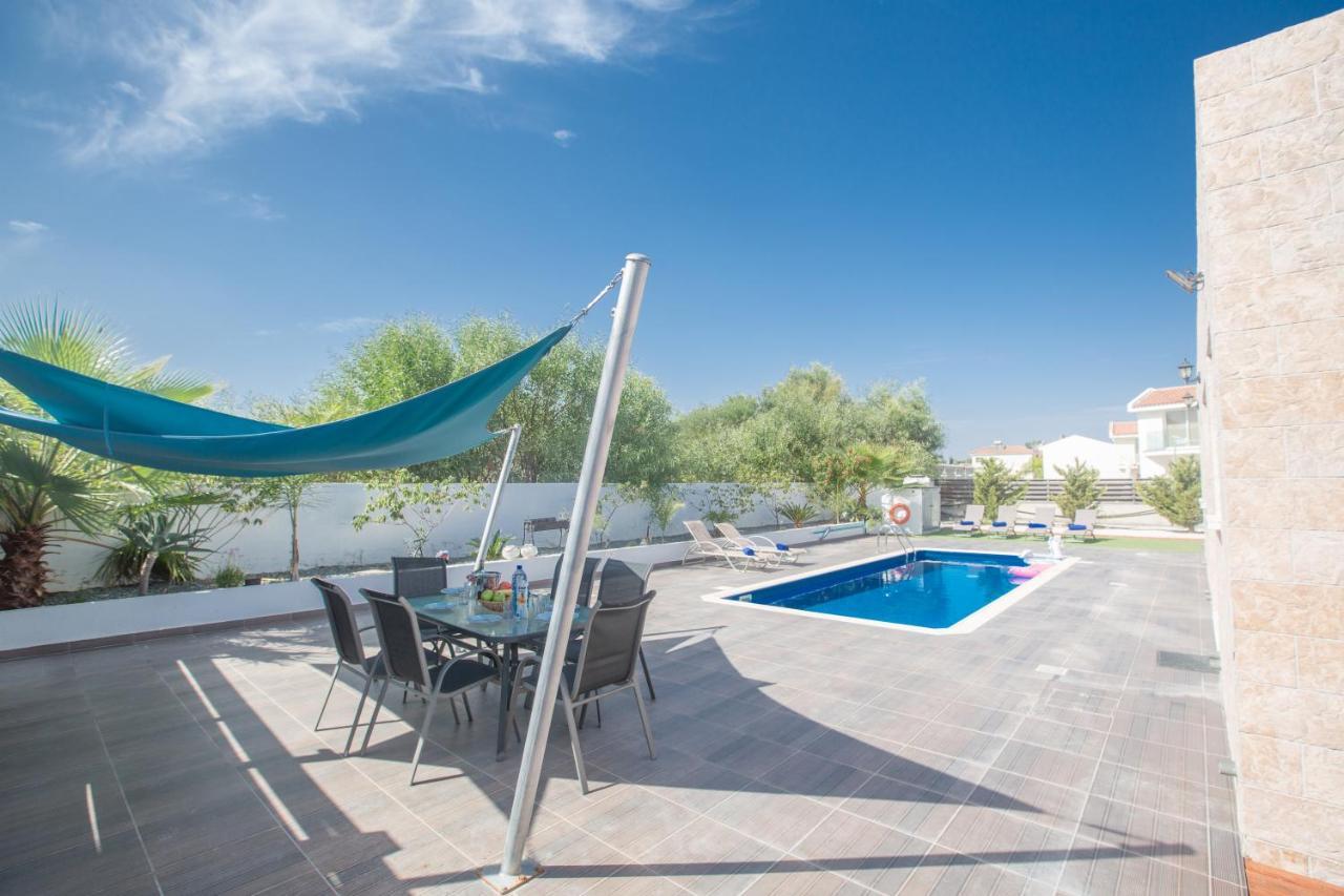 Broadway Villas Protaras Exterior foto